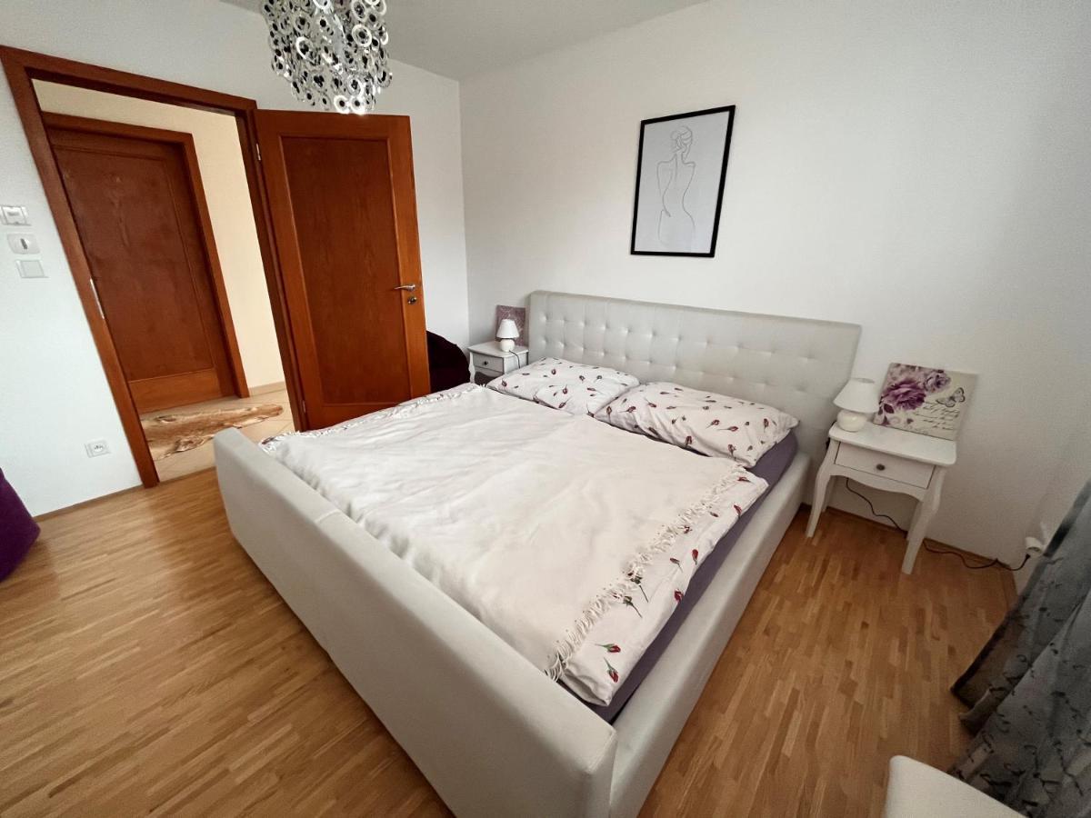 Apartman מיקולוב מראה חיצוני תמונה